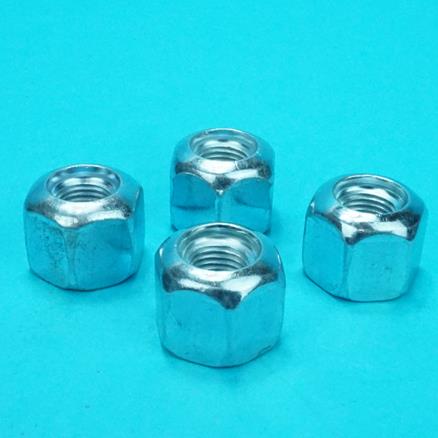 4 INCH PCD WHEEL NUTS x 4 - SILVER